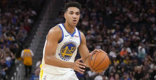 克什米尔队在比赛中脱颖而出，夺得胜利的简单介绍